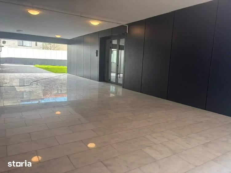 Apartament cu 3 camere în Centrul Civic
