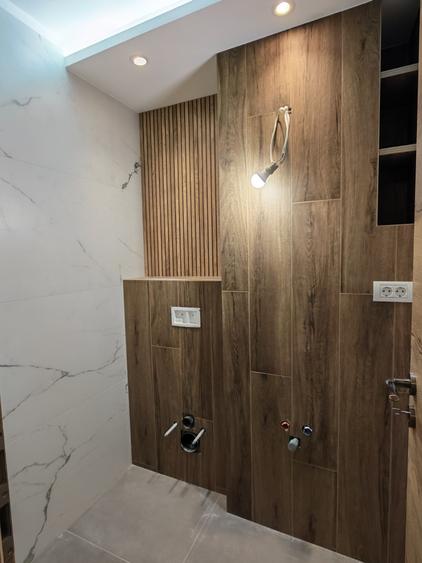 Apartament cu 3 camere decomandat în Complex Studențesc