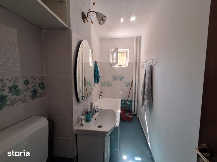 Apartament cu 2 camere semidecomandat în Șagului
