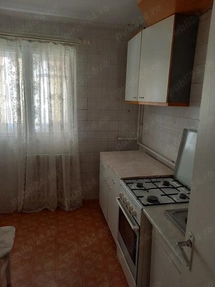 Apartament cu 2 camere decomandat în Complex Studențesc