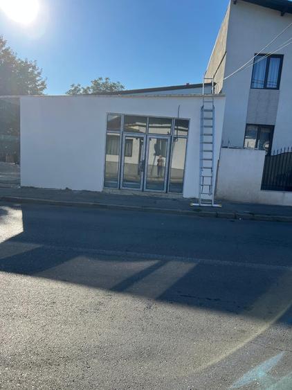 Spațiu comercial, de 150 mp, în Mărășești