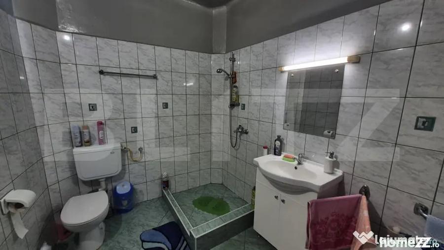 Casă cu 1 camere cu Teren 500 Mp în Titulescu