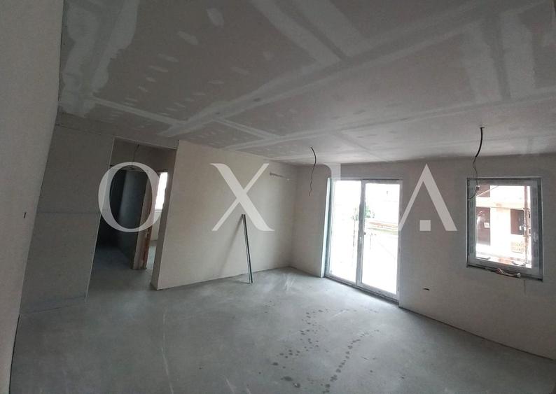 Apartament cu 2 camere semidecomandat în Giroc