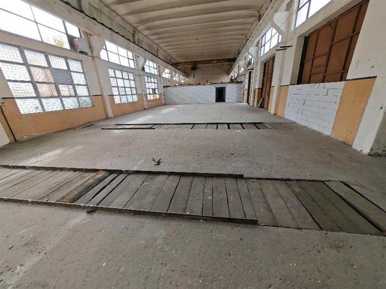 Spațiu industrial, de 540 mp, în Uzina 2