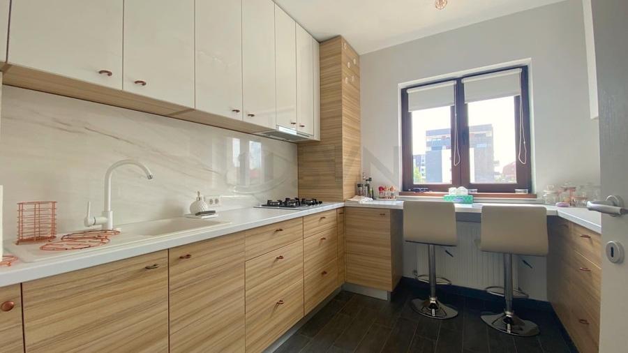 Apartament cu 2 camere decomandat, mobilat în Sisești