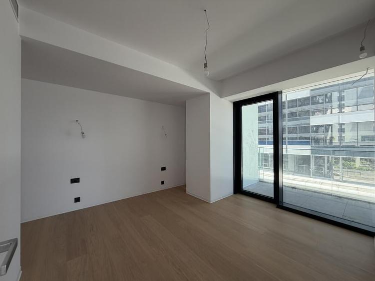Apartament cu 3 camere decomandat în Floreasca