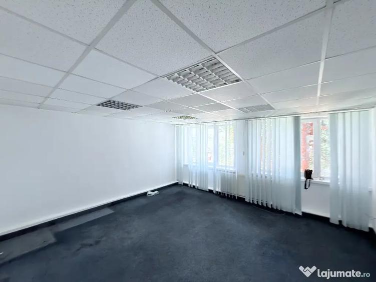 Spațiu comercial, de 14 mp, în Central