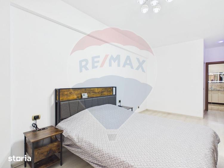 Apartament cu 3 camere, mobilat în Tractorul