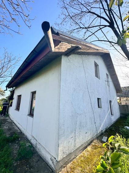 Casă individuală cu 5 camere cu Teren 3706 Mp în Butimanu