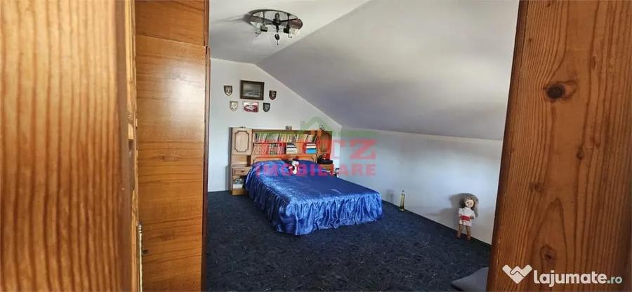 Casă cu 7 camere cu Teren 1756 Mp în Caracal