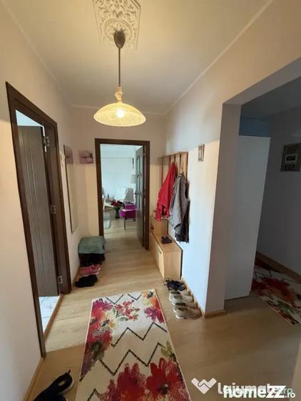 Apartament cu 4 camere decomandat în Herăstrău