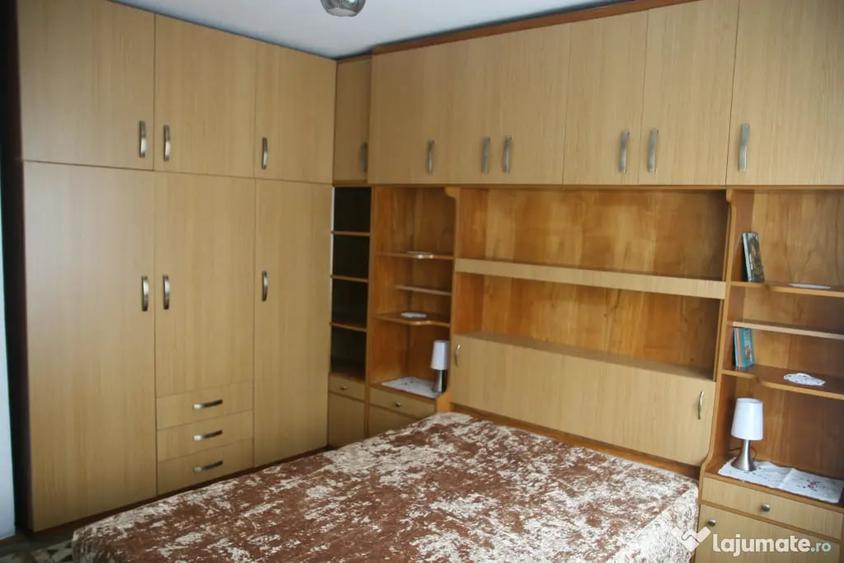 Apartament cu 3 camere decomandat în Tomis Nord