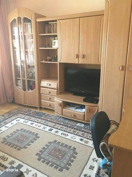 Apartament cu 4 camere decomandat în Traian