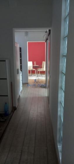 Apartament cu 3 camere semidecomandat în Sebastian