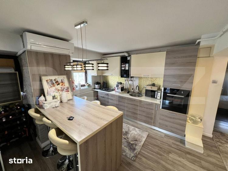 Apartament cu 3 camere decomandat în Rovine