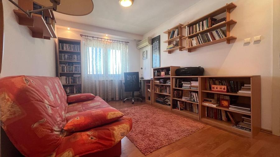Apartament cu 3 camere decomandat, mobilat în Băneasa