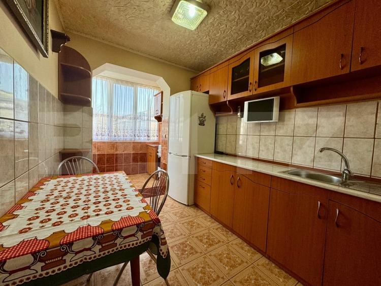 Apartament cu 2 camere decomandat, mobilat în Rogerius