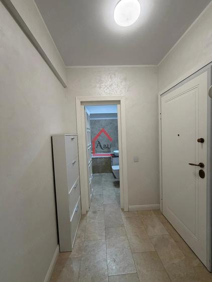Apartament cu 2 camere semidecomandat în Filiași