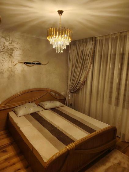 Apartament cu 2 camere decomandat în Rovine