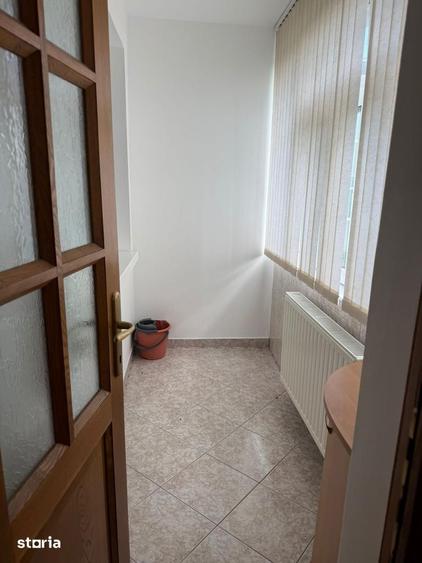 Apartament cu 3 camere decomandat în Copou