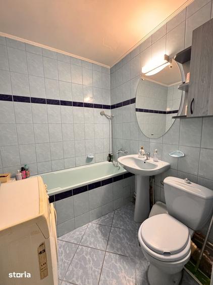 Apartament cu 3 camere decomandat în Decebal