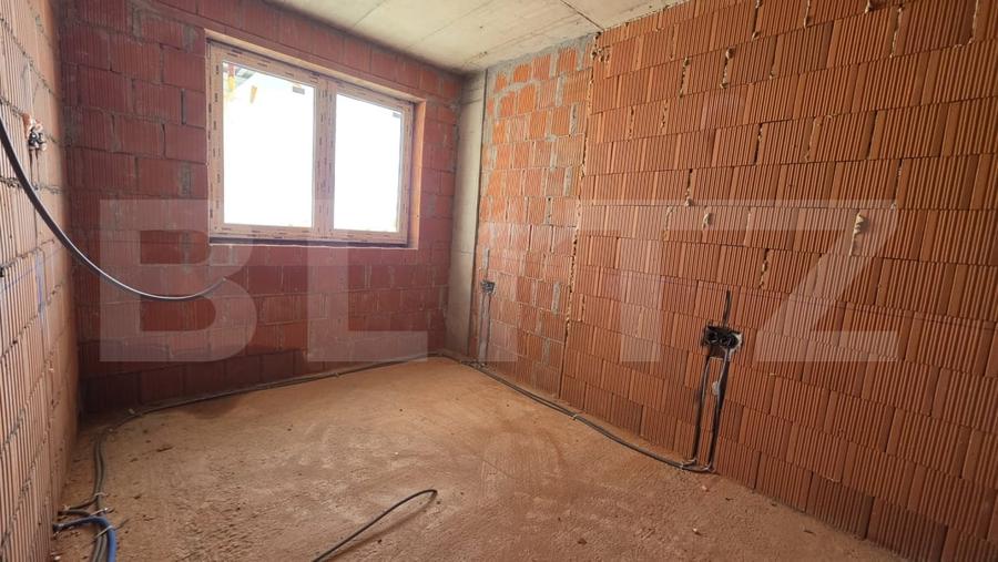 Apartament cu 2 camere semidecomandat în Ștrandului