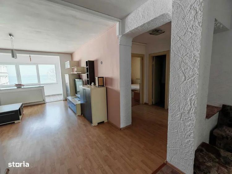 Apartament cu 4 camere decomandat în Central