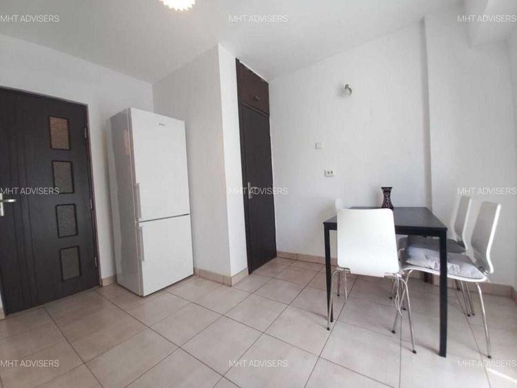 Apartament cu 2 camere decomandat în Panduri