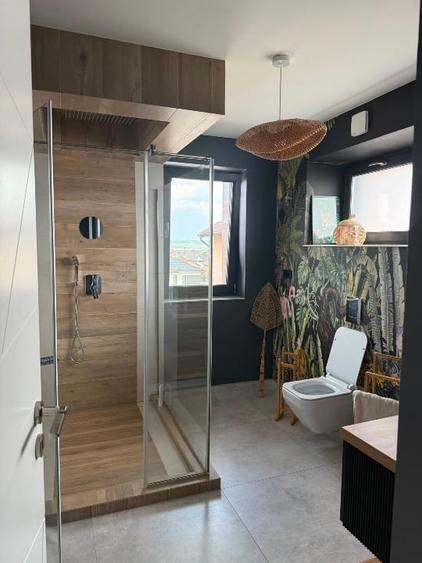 Casă individuală cu 5 camere cu Teren 500 Mp în Geamăna