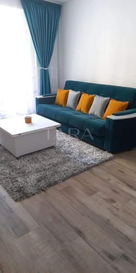 Apartament cu 2 camere semidecomandat, mobilat în Baciu