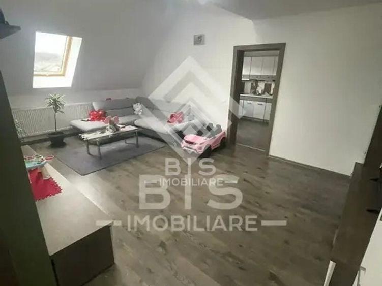 Apartament cu 4 camere decomandat în Exterior Est
