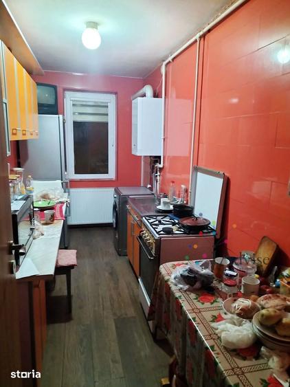 Apartament cu 3 camere în Griviței