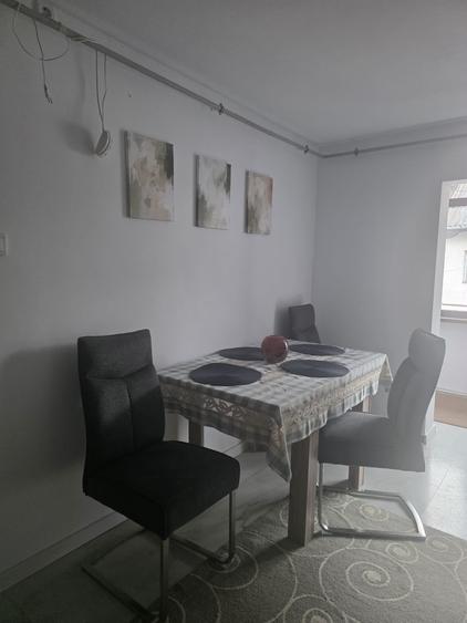 Inchiriez apartament cu 2 camere decomandat zona bazar gata de mutat - 8