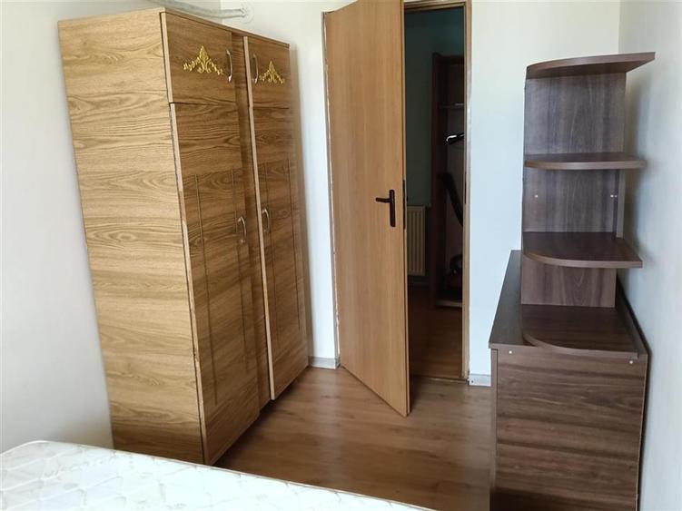 Apartament cu 2 camere decomandat, mobilat în Metalurgie