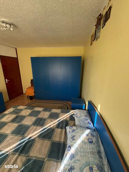 Vanzare apartament 3 camere zona 13 septembrie - 15