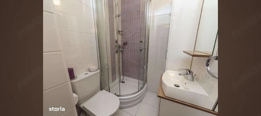 Apartament cu 3 camere decomandat în 13 Septembrie