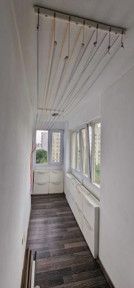 Apartament cu 3 camere semidecomandat în Dristor
