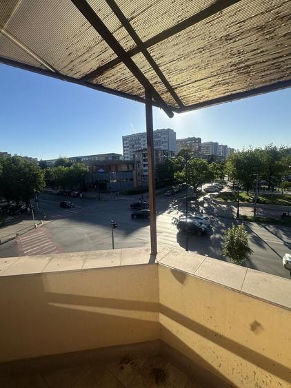 Spațiu comercial, de 200 mp, în Central