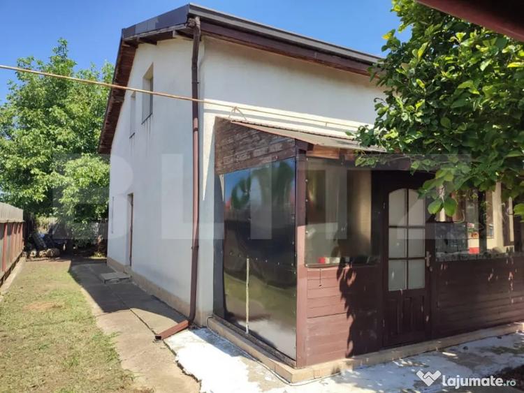 Casă cu 6 camere cu Teren 1000 Mp în Dancu