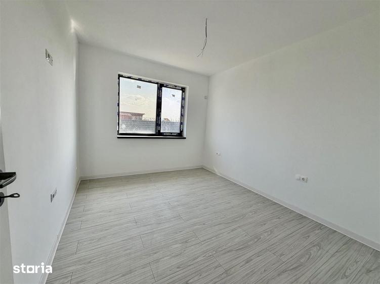 Casă cu 4 camere cu Teren 400 Mp în Miroslava