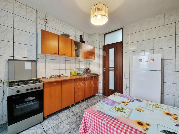 Apartament cu 2 camere decomandat, mobilat în P-ța Gorjului