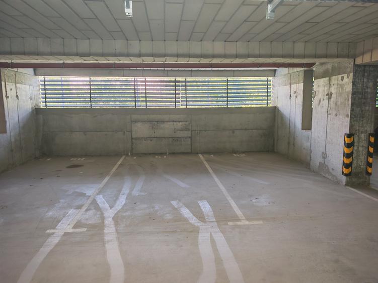 Apartament cu 2 camere decomandat în Universitate