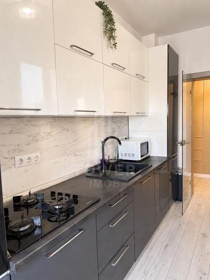 Apartament cu 3 camere decomandat, mobilat în Arhitecților - Calea Cisnădiei