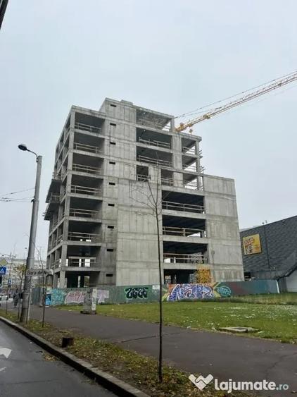Spațiu comercial, de 5,790 mp, în Basarab