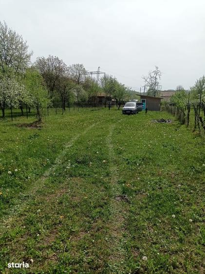 Teren de 718 mp, în Brebu