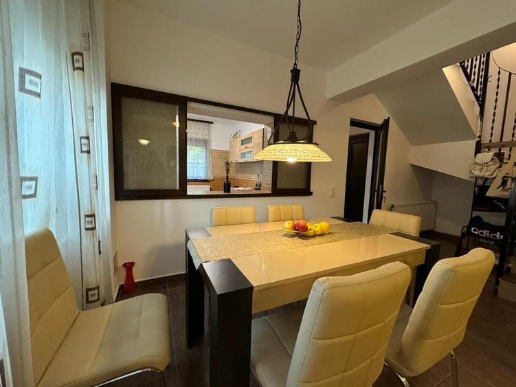 Casă individuală cu 7 camere cu Teren 259 Mp în Jilava