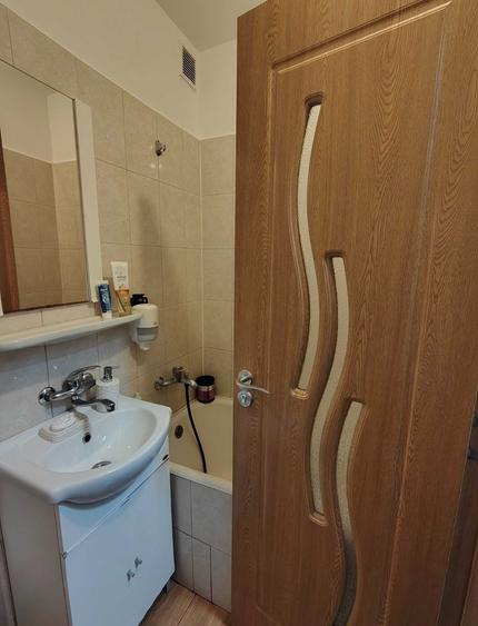 Apartament 2 camere zona vest - 1