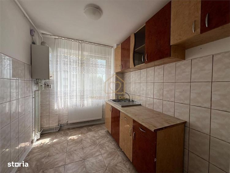 Apartament cu 2 camere semidecomandat în Central