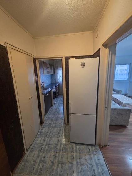 Apartament cu 2 camere semidecomandat în Colentina