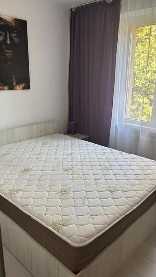 Apartament cu 3 camere semidecomandat în Vlahuță